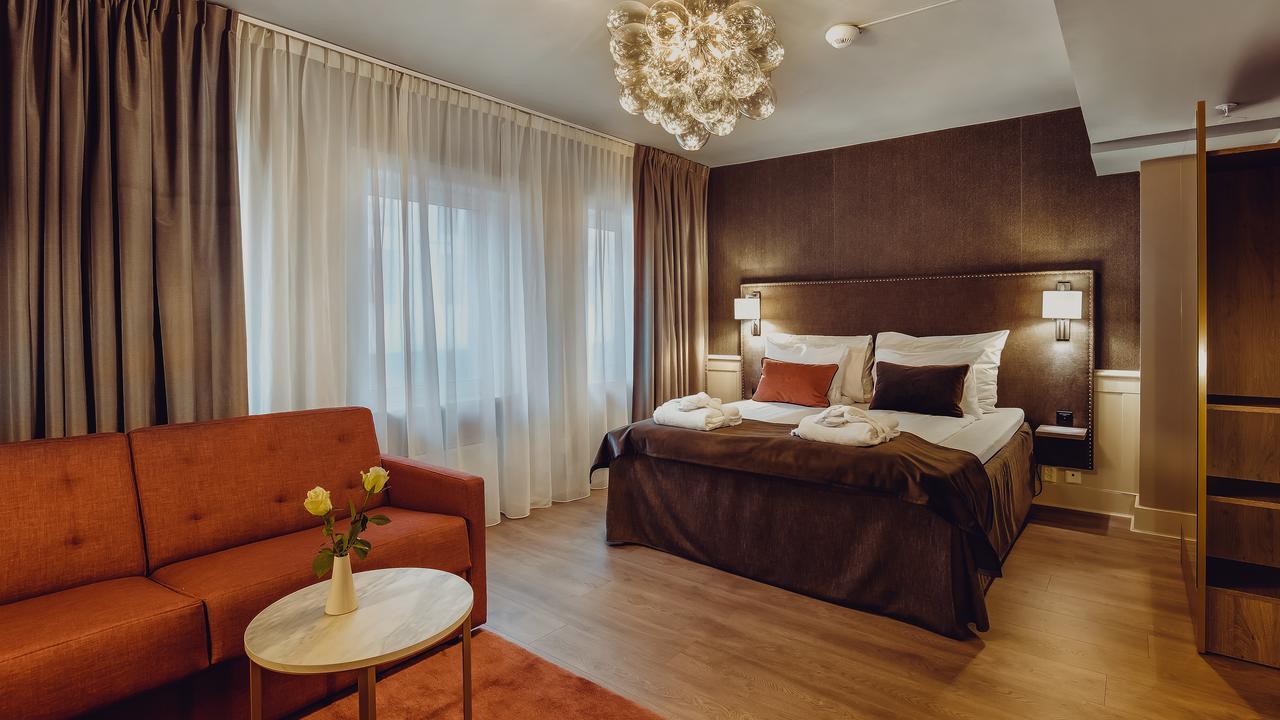 Home Hotel Grand Буде Екстер'єр фото