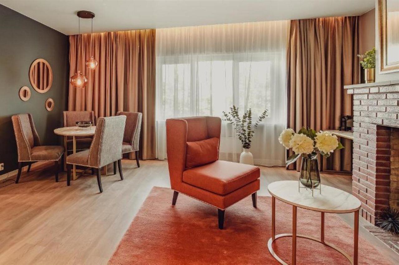 Home Hotel Grand Буде Екстер'єр фото